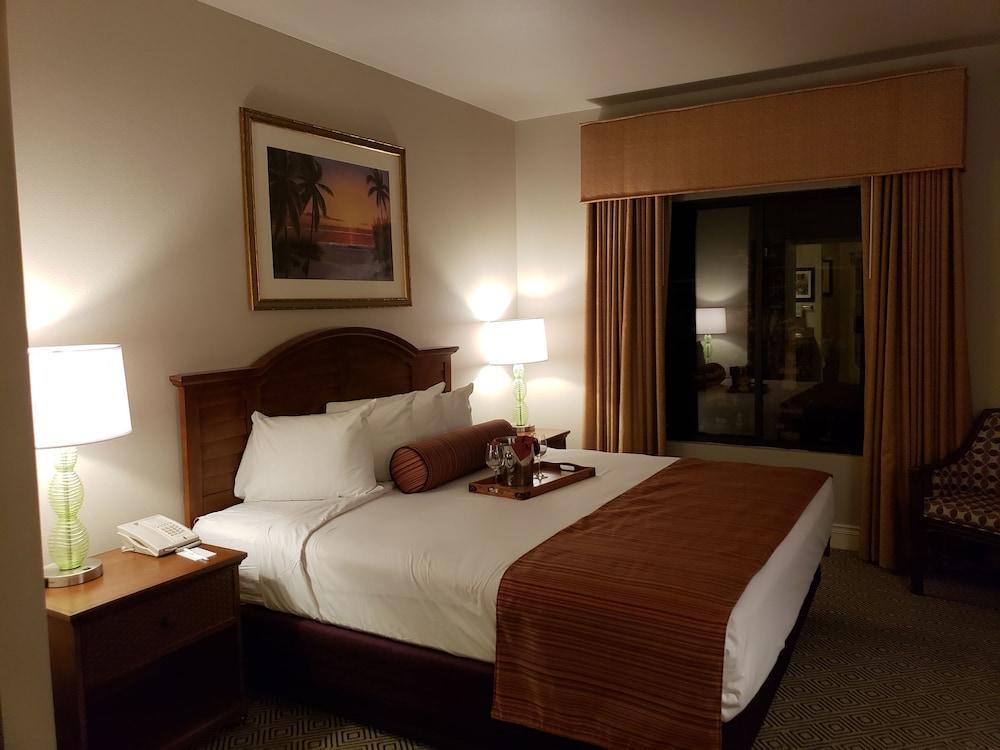 Suites At Tahiti Village Resort And Spa-No Resort Fee Las Vegas Exterior photo