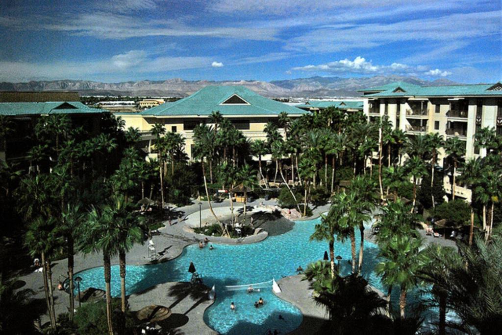 Suites At Tahiti Village Resort And Spa-No Resort Fee Las Vegas Exterior photo
