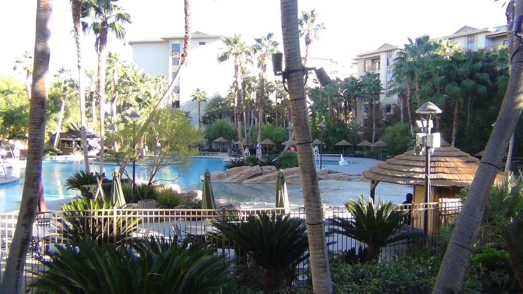 Suites At Tahiti Village Resort And Spa-No Resort Fee Las Vegas Exterior photo