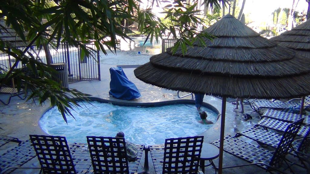 Suites At Tahiti Village Resort And Spa-No Resort Fee Las Vegas Exterior photo